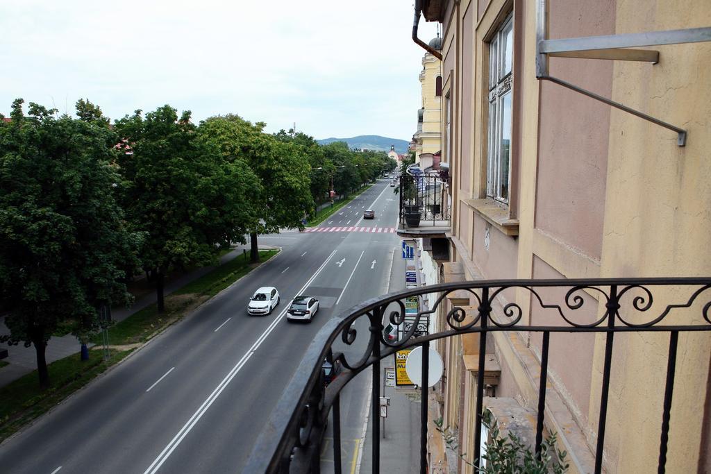 Apartman Moyzesova Kosice Exterior photo